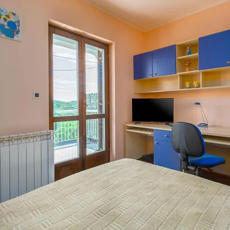 Apartament Dora